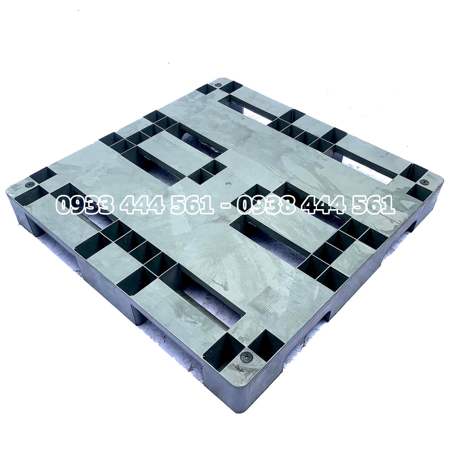 Pallet Nhựa Quang Hiệp