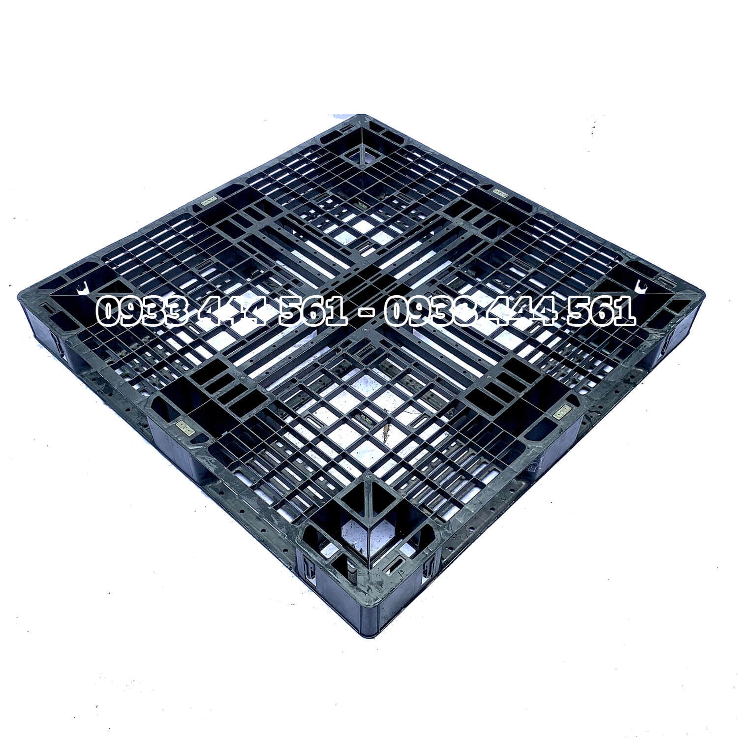 Pallet Nhựa Quang Hiệp